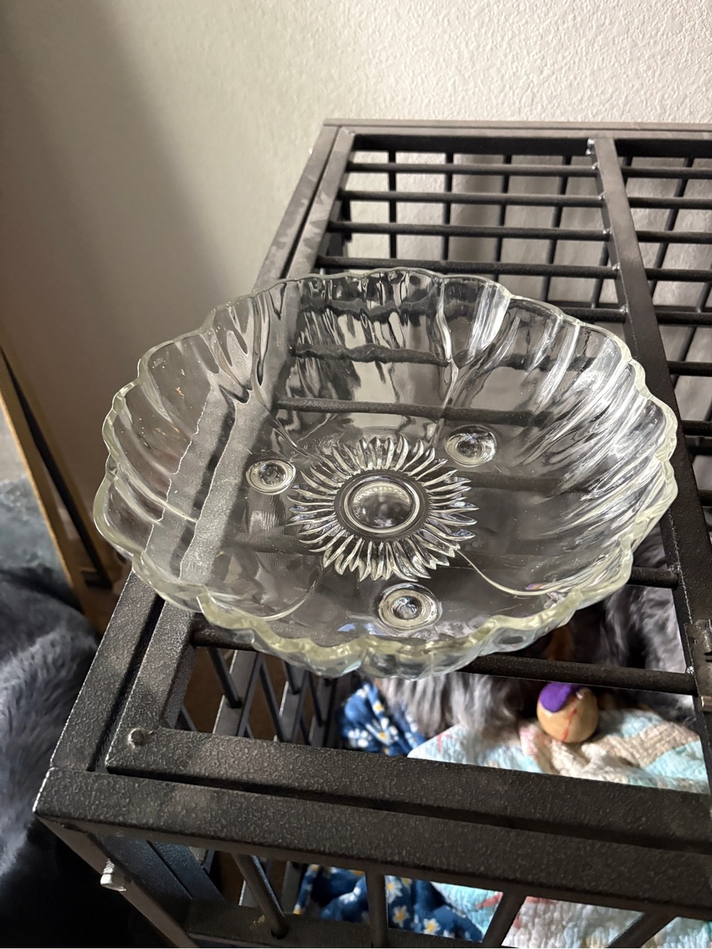 Indiana Glass Clear Scalloped Glass Vanity Bowl